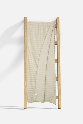 EMBOSSED STRIPE FLANNEL BLANKET 200X220CM