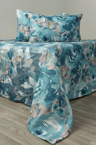 4 PIECE ABSTRACT QUILT SET