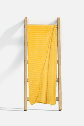 EMBOSSED FLANNEL BLANKET  200X220CM