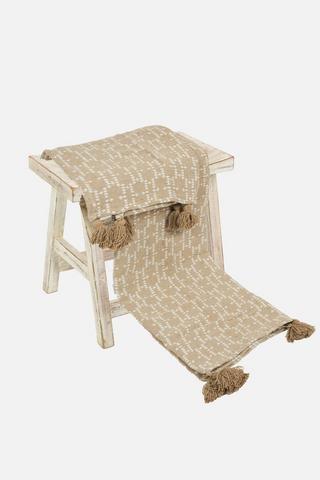 TASSLE GEO THROW 140X180CM