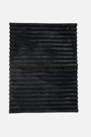 STRIPED FAUX FUR RUG 120X160CM