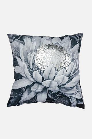 MONO KING PROTEA SCATTER 50X50CM