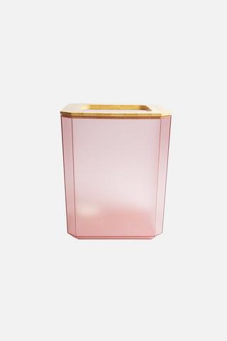 QUAND AND BAMBOO BIN