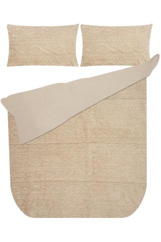 CABLE KNIT PLUSH COMFORTER
