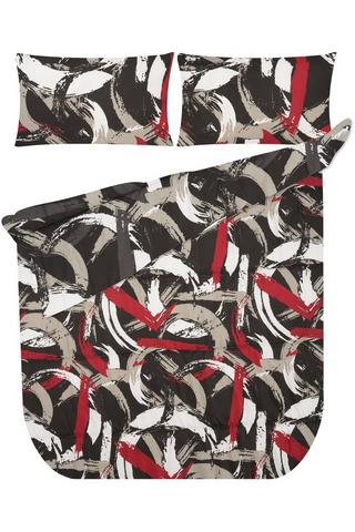 GEOMETRIC POLYESTER COMFORTER