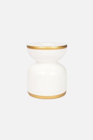 PILLAR CANDLE HOLDER 