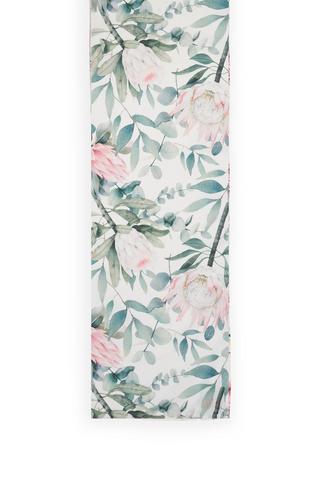PROTEA TABLE RUNNER