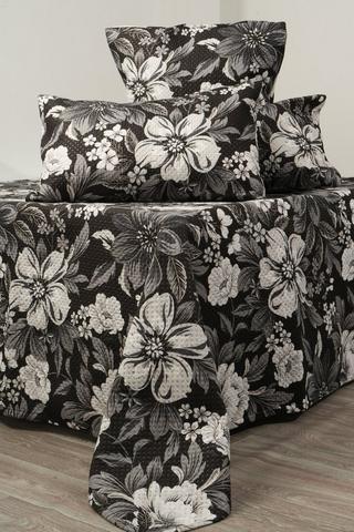 5 PIECE FLORAL QUILT SET