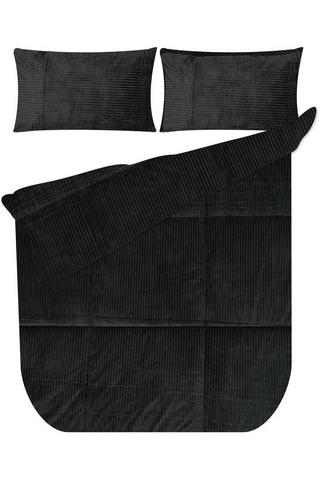 PLUSH POLYESTER COMFORTER