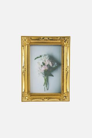 ORNATE PICTURE FRAME