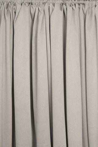 BLOCKOUT EYELET CURTAINS 270 X 218CM (XW)