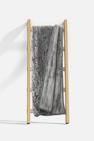 2.5KG MINK CARVED SCROLL BLANKET 220X200CM - 1 - Charcoal