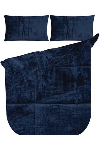 PLUSH RIBBED POLYESTER COMFORTER