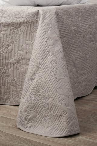 ULTRASONIC DAMASK QUILT-XLKNG