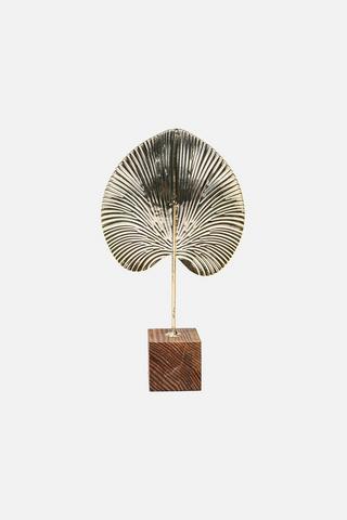 PALM LEAF PLINTH