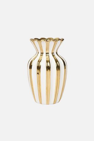 SCALLOP SERAPHINE VASE