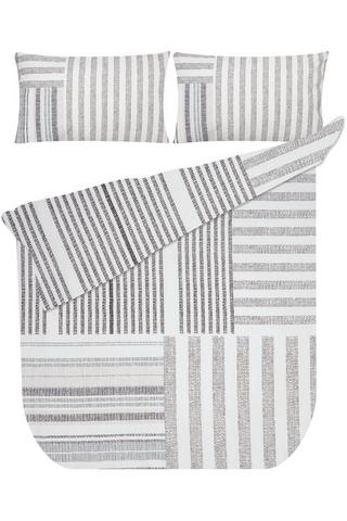 6 PIECE GEO STRIPE GENTLE TOUCH DUVET COVER