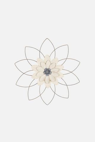 DIMENSIONAL FLOWER WALL ART 62CM