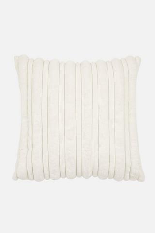 RIBBED FAUX FUR SCATTER 50 X 50CM