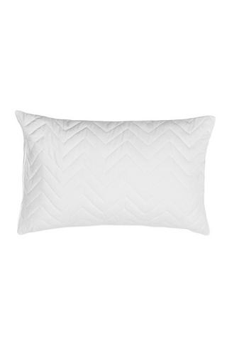 QUILTED PILLOW PROTECTOR