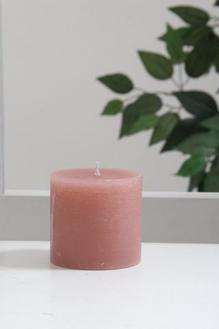 VELVET ROSE SCENTED PILLAR CANDLE