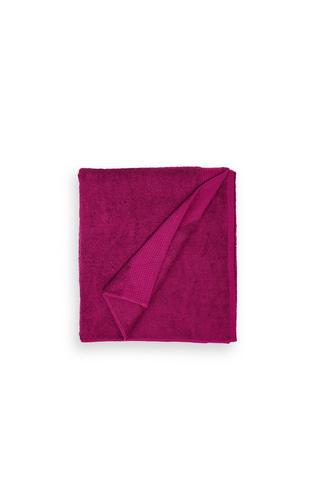 SOFT AND FLUFFY HAND TOWEL