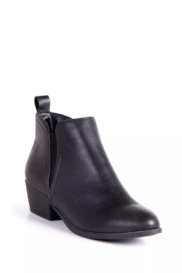 CHELSEA ANKLE BOOT