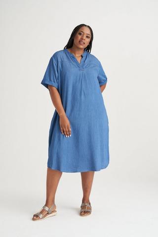 Miladys - Shift into relaxation mode in this soft denim dress with