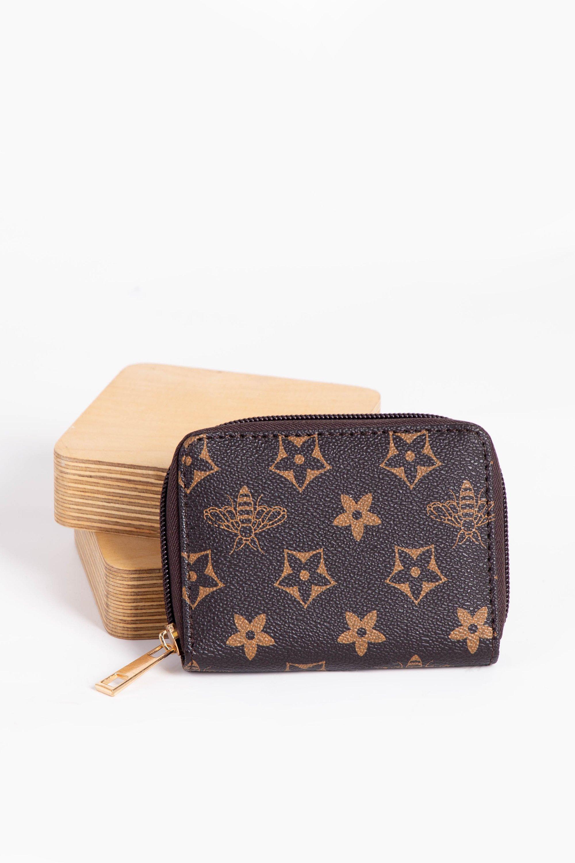 Louis Vuitton zippy coin Purse Review/ how many cards fit inside