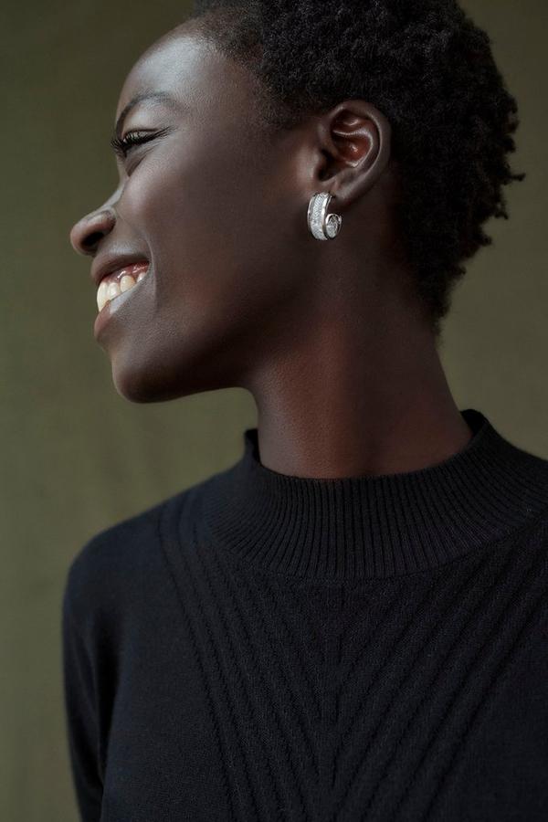 MESH HOOP EARRINGS