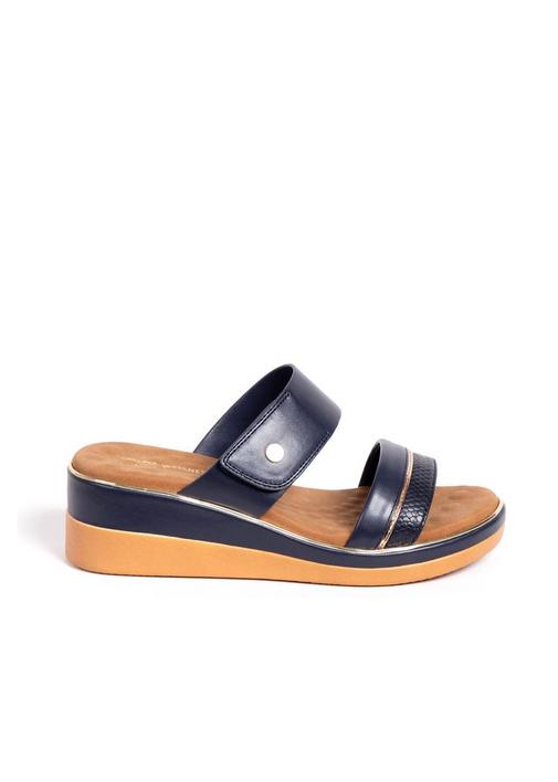 Bata store comfit blue