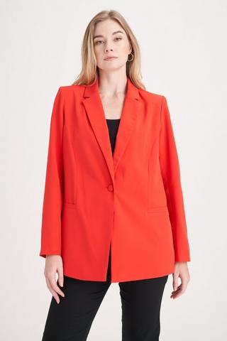 RED BLAZER