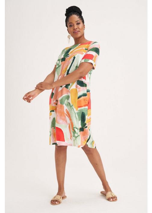 Miladys - Become a pro at mixing prints with one easy shift dress