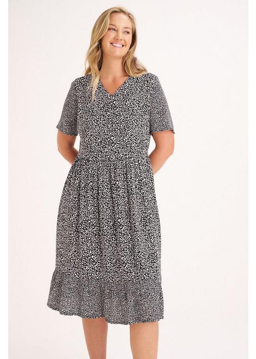Miladys - Easy to style (and simple to wash and wear throughout winter)  this pinafore should definitely be on mom's list. Plus with 25% off dresses  until 10 May, there's no reason
