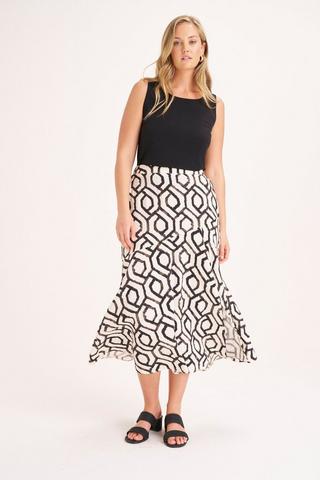 PRINTED FIT AND FLARE SKIRT