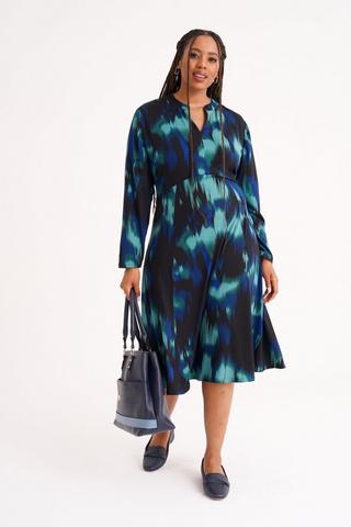 PRINTED FIT AND FLARE DRESS