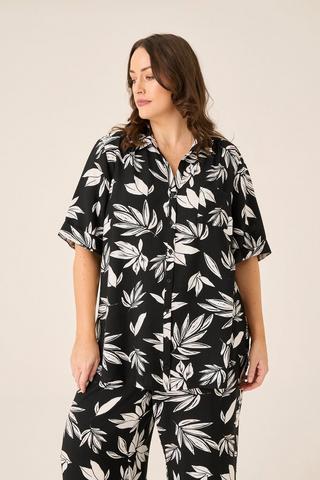 MONOCHROME FLORAL SHIRT