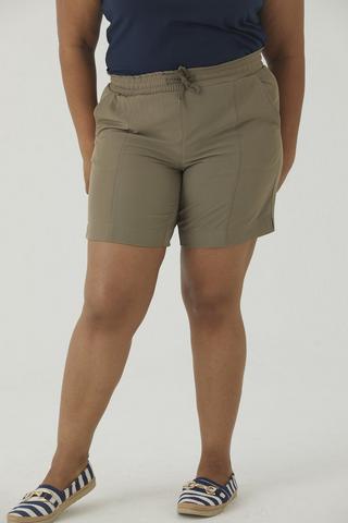 STRETCH SHORTS MOCHA