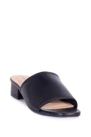 LOW BLOCK HEELS BLACK