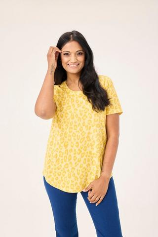 ANIMAL PRINT YELLOW TEE