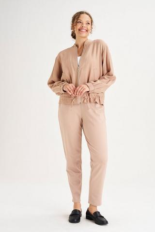 STRAIGHT LEG PONTE PANTS STONE