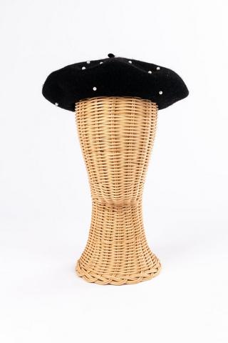 STUDDED BERET BLACK
