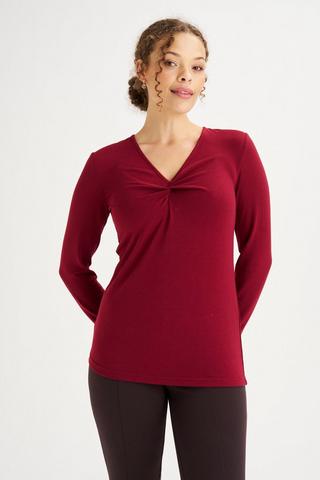 KNOT DETAIL TOP