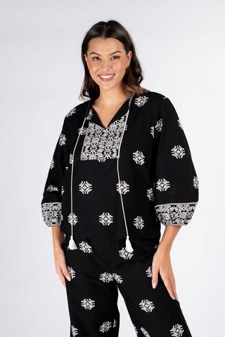 PRINTED TOP BLACK