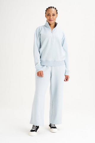 FLEECE WIDE LEG TRACKPANTS