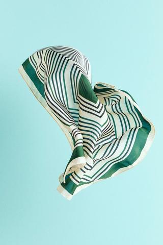 GREEN STRIPE SCARF