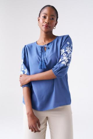 EMBROIDERED TOP BLUE