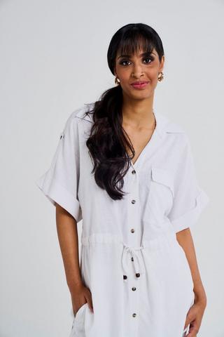 WHITE SHIRT