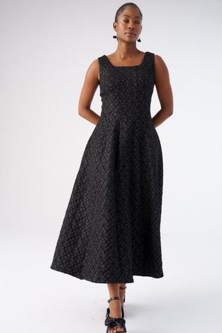 BLACK JACQUARD FIT AND FLARE DRESS