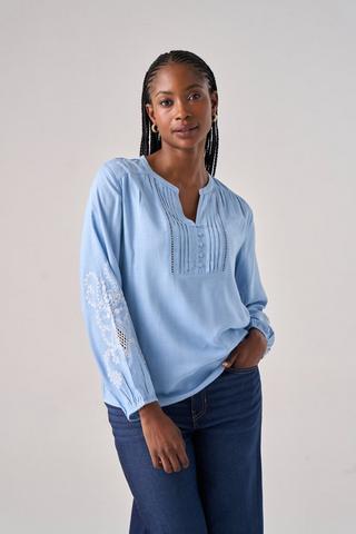 EMBROIDERED PEASANT TOP BLUE